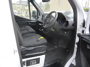 Used 2021 Mercedes-Benz Sprinter Progressive White - Interior and Exterior details 9