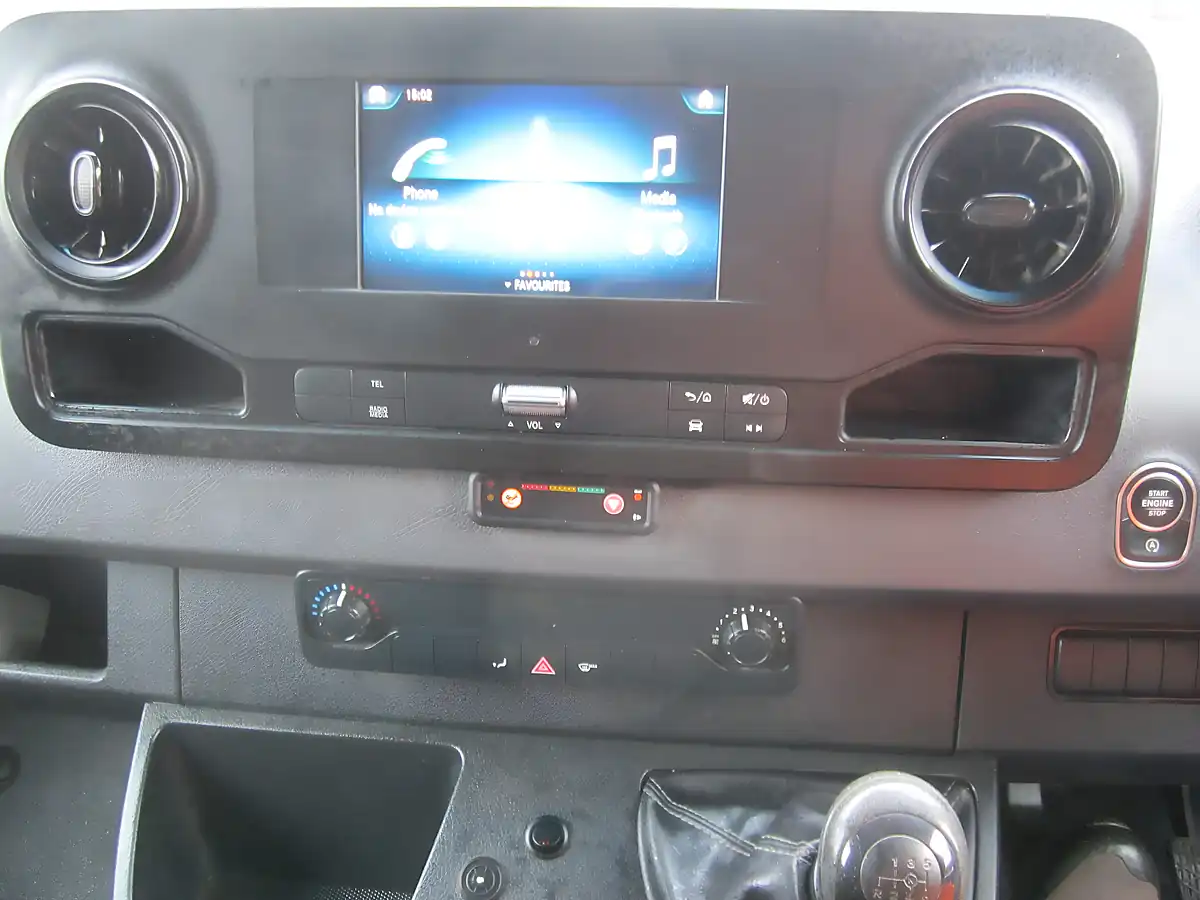 Used 2021 Mercedes-Benz Sprinter Progressive White - Interior and Exterior details 15