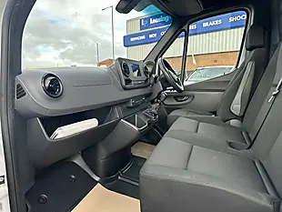 Used 2021 Mercedes-Benz Sprinter Progressive White - Interior and Exterior details 11