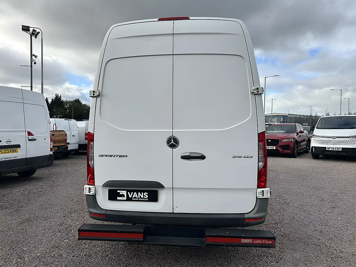 Used 2021 Mercedes-Benz Sprinter Progressive White - Interior and Exterior details 6