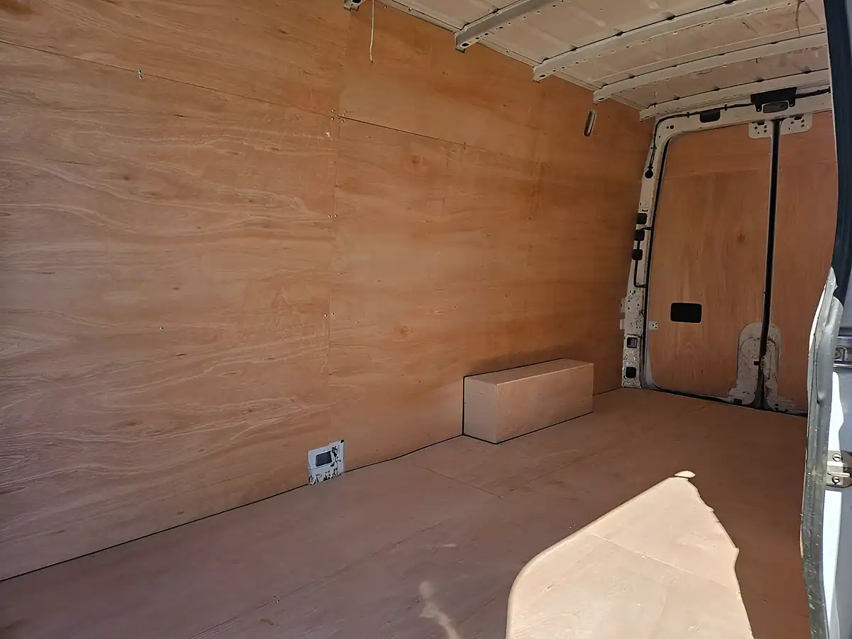 Used 2021 Mercedes-Benz Sprinter Progressive White - Interior and Exterior details 9