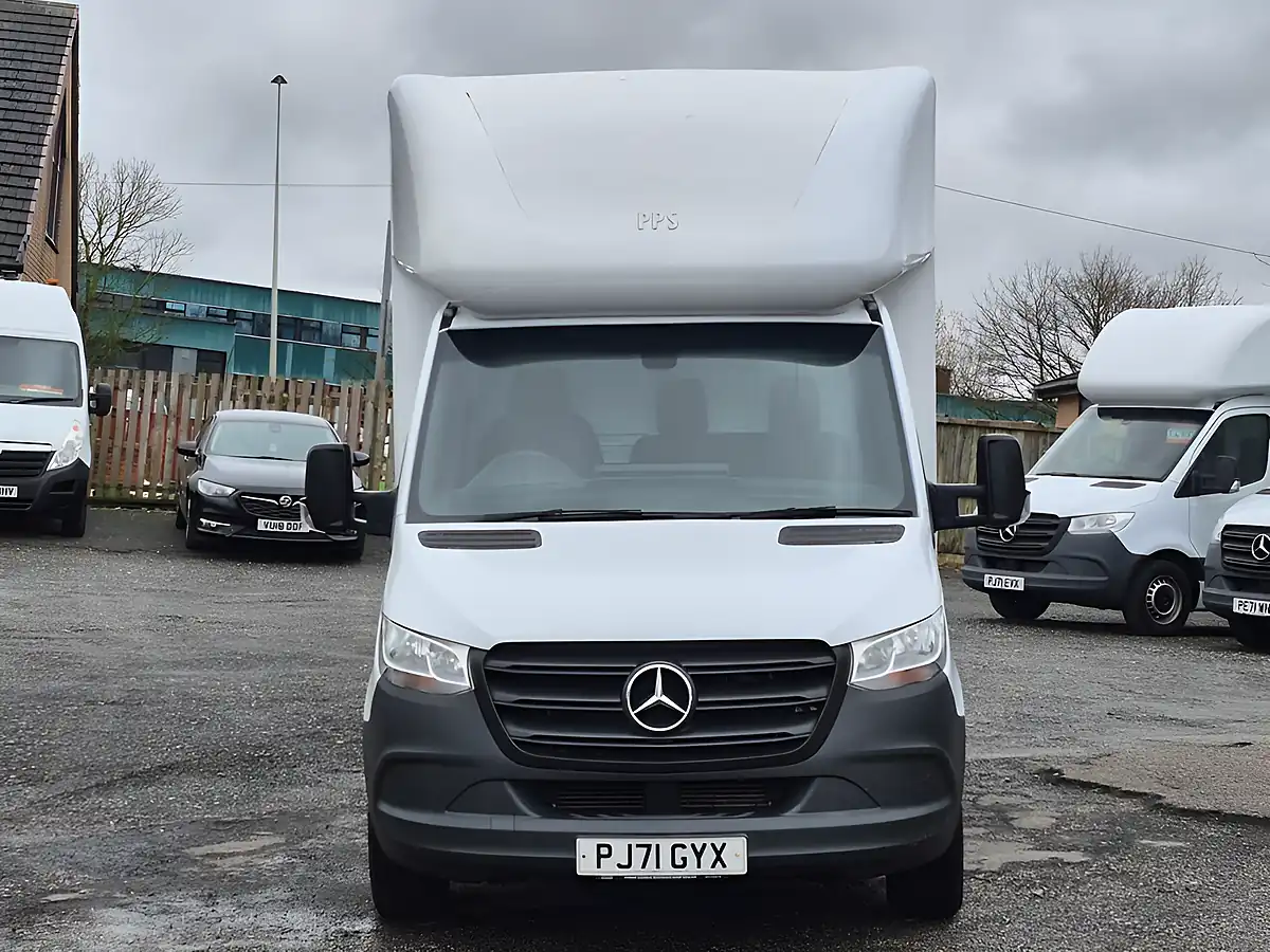 Used 2021 Mercedes-Benz Sprinter Progressive White - Interior and Exterior details 13