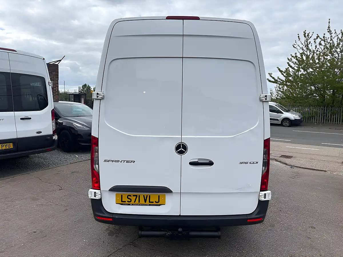 Used 2021 Mercedes-Benz Sprinter Progressive White - Interior and Exterior details 10