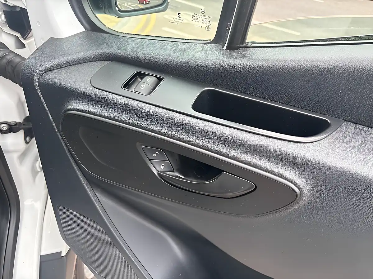 Used 2021 Mercedes-Benz Sprinter Progressive White - Interior and Exterior details 17