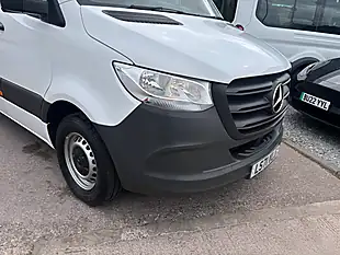 Used 2021 Mercedes-Benz Sprinter Progressive White - Interior and Exterior details 4