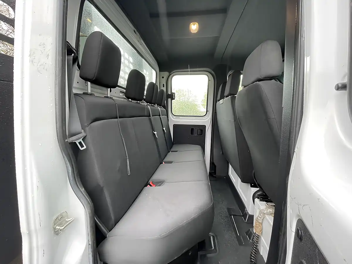 Used 2021 Mercedes-Benz Sprinter Tipper 7 SEAT Double Cab White - Interior and Exterior details 12