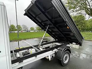 Used 2021 Mercedes-Benz Sprinter Tipper 7 SEAT Double Cab White - Interior and Exterior details 17