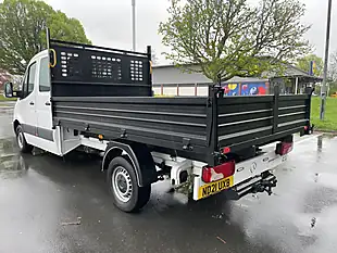 Used 2021 Mercedes-Benz Sprinter Tipper 7 SEAT Double Cab White - Interior and Exterior details 5