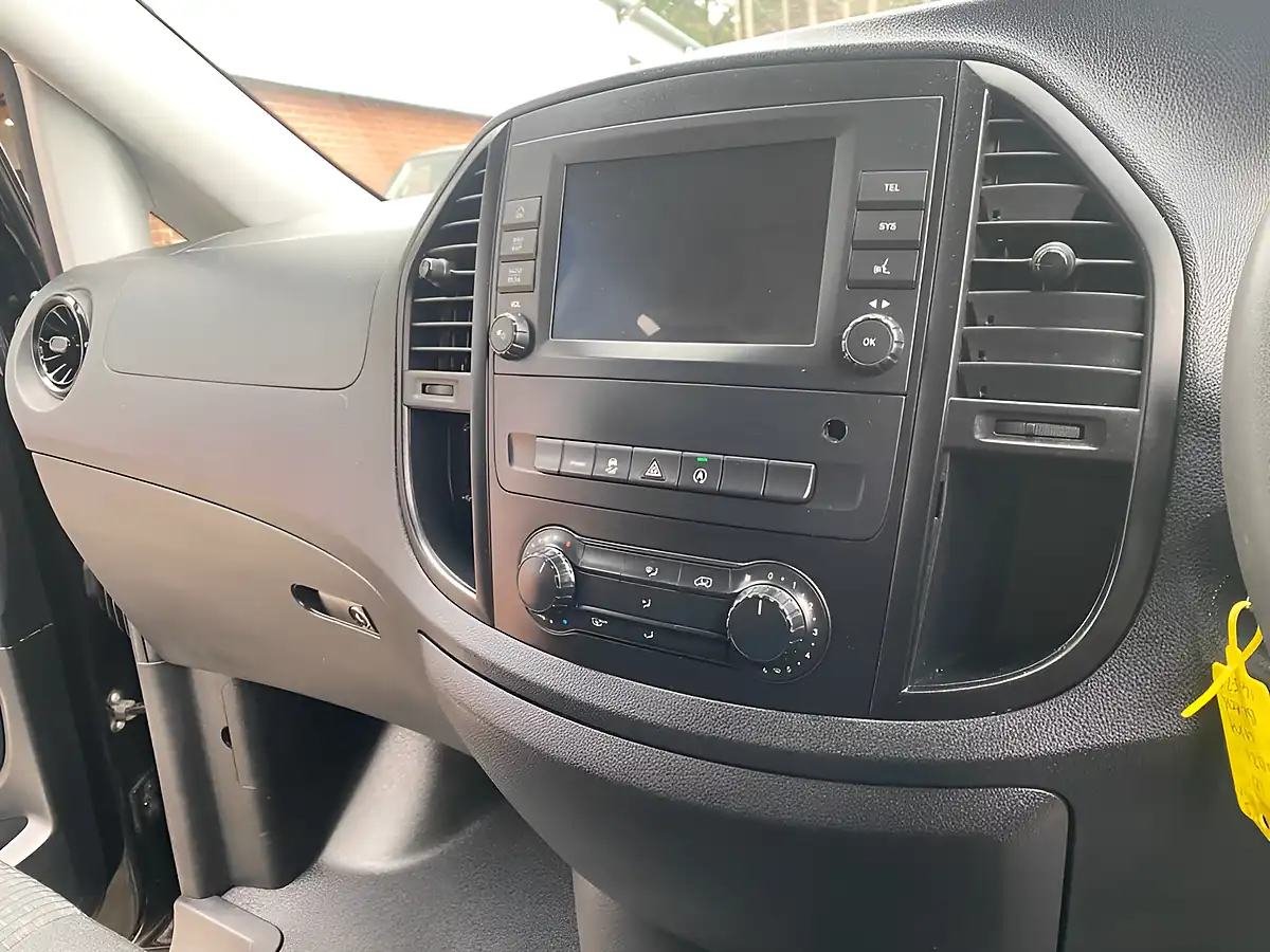 Used 2021 Mercedes-Benz Vito Crew Cab 5 Seater Black - Interior and Exterior details 19