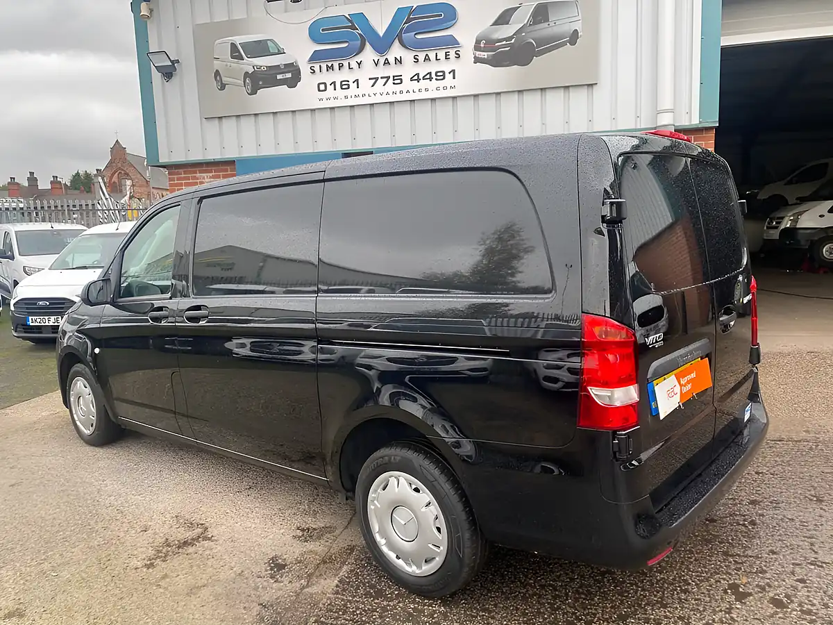 Used 2021 Mercedes-Benz Vito Progressive Black - Interior and Exterior details 17