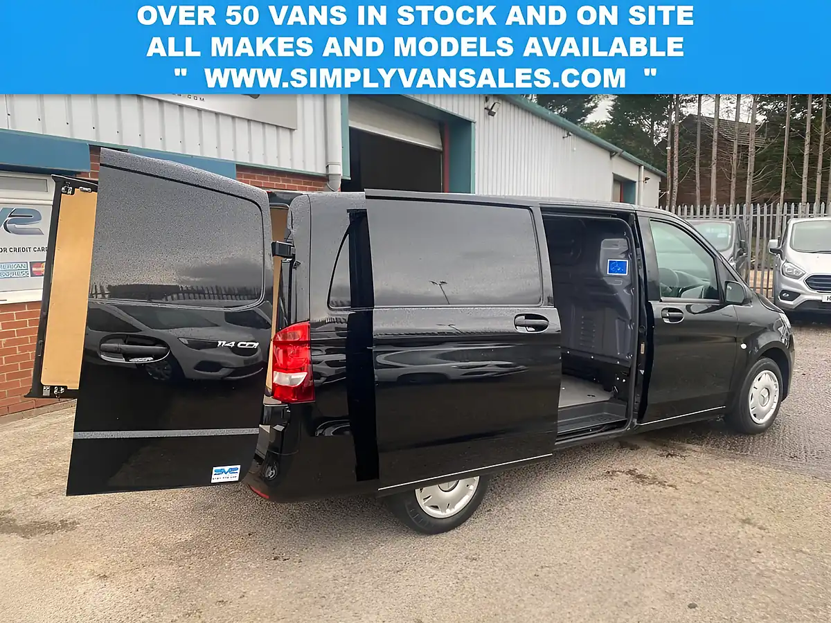 Used 2021 Mercedes-Benz Vito Progressive Black - Interior and Exterior details 7
