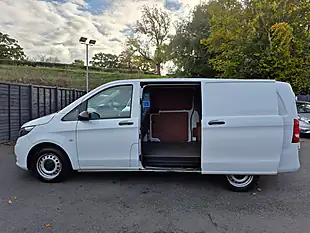Used 2021 Mercedes-Benz Vito Progressive L2 White - Interior and Exterior details 12
