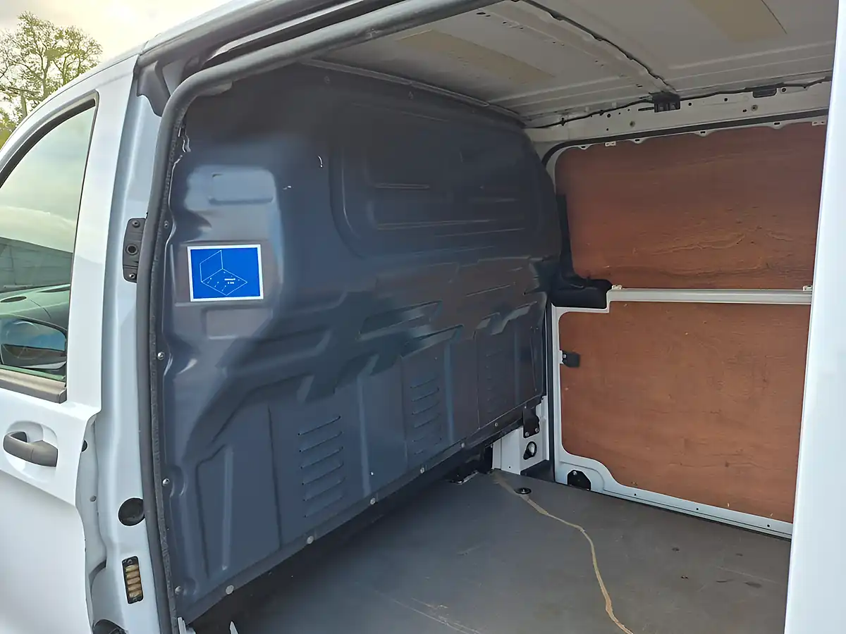 Used 2021 Mercedes-Benz Vito Progressive L2 White - Interior and Exterior details 15