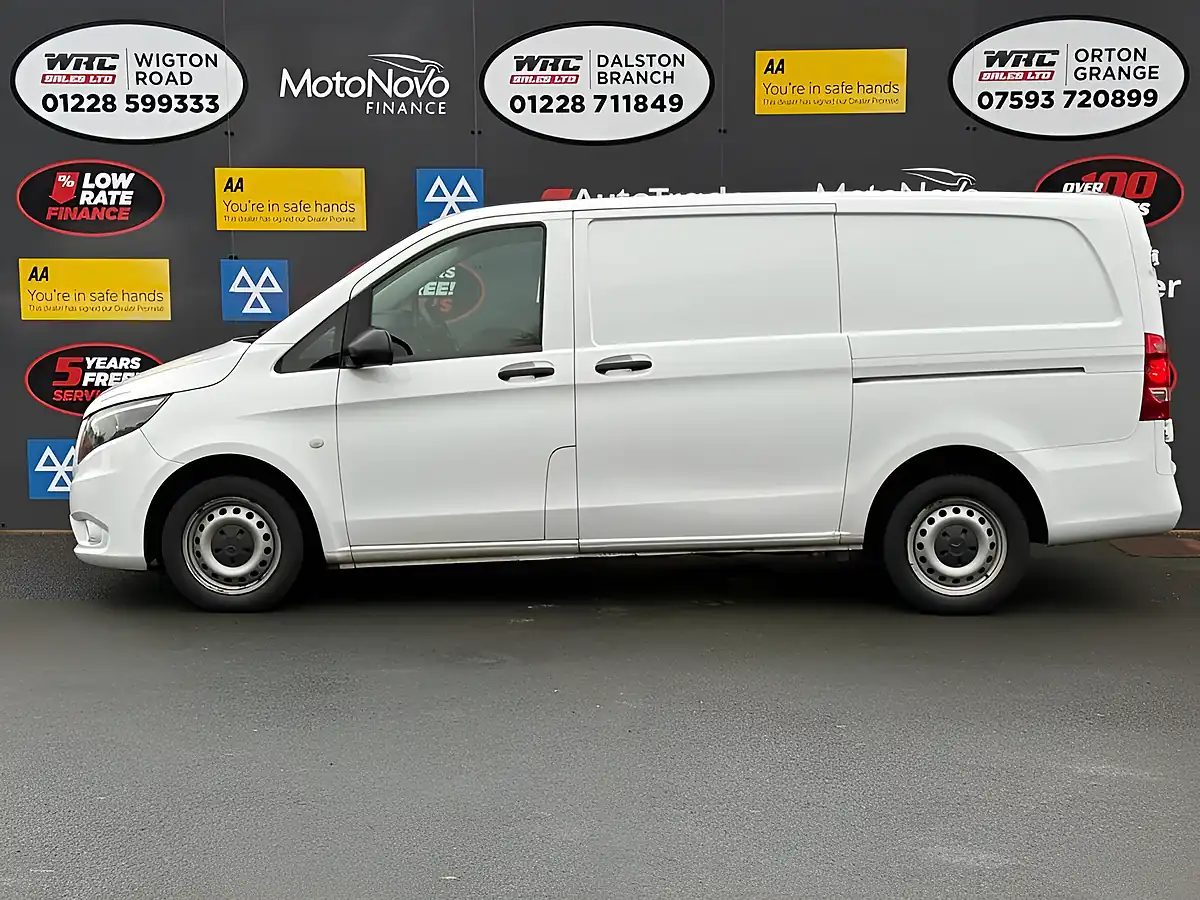 Used 2021 Mercedes-Benz Vito Progressive L2 White - Interior and Exterior details 2