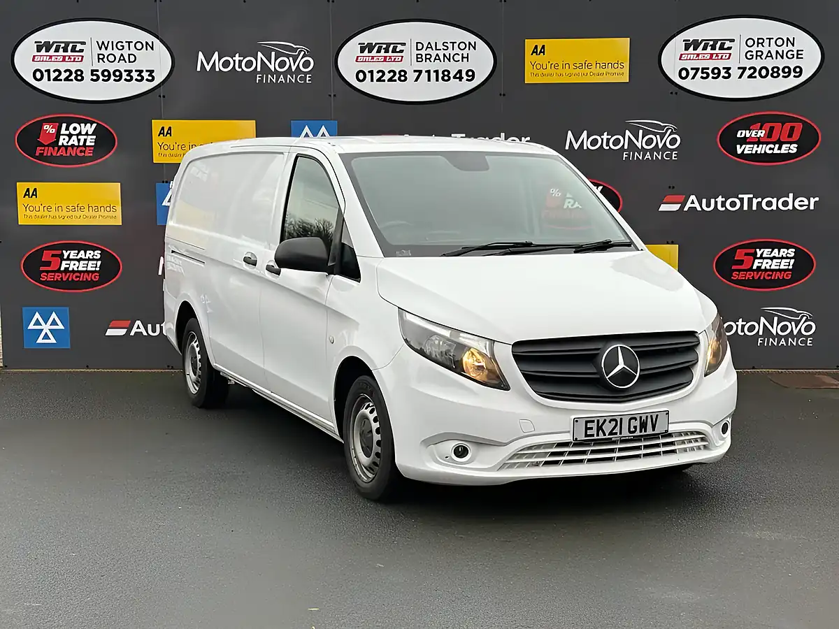 Used 2021 Mercedes-Benz Vito Progressive L2 White - Interior and Exterior details 4