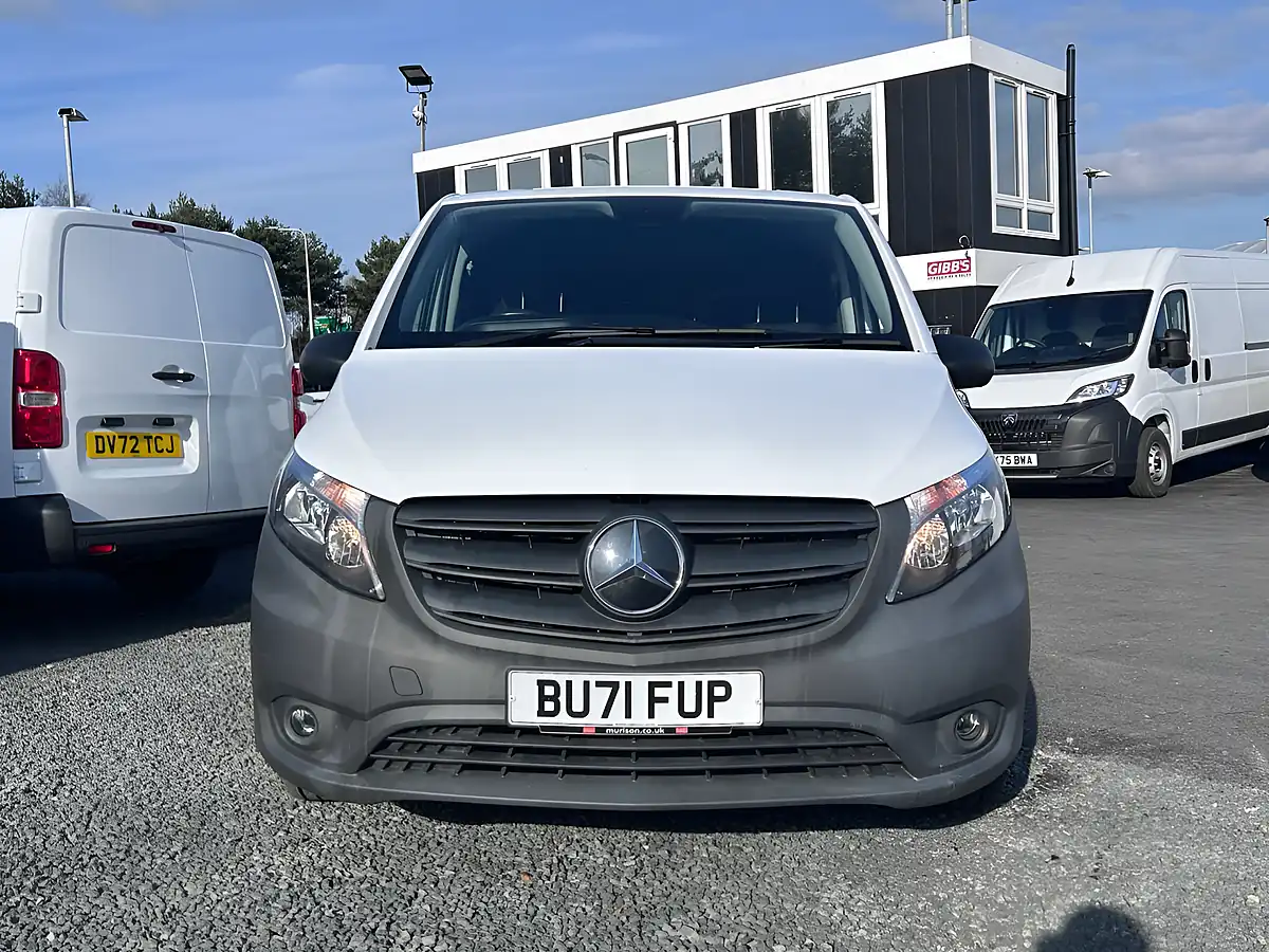Used 2021 Mercedes-Benz Vito Progressive White - Interior and Exterior details 10