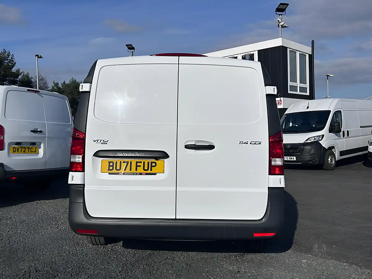 Used 2021 Mercedes-Benz Vito Progressive White - Interior and Exterior details 5