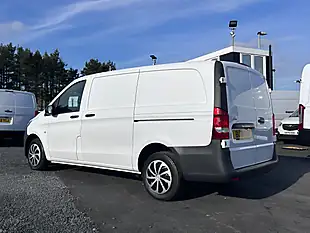 Used 2021 Mercedes-Benz Vito Progressive White - Interior and Exterior details 7