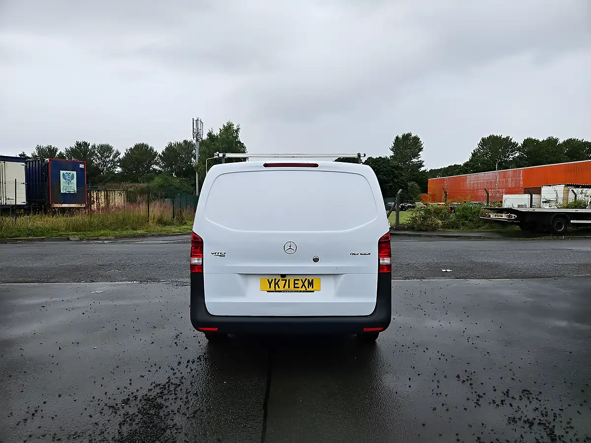 Used 2021 Mercedes-Benz Vito Progressive White - Interior and Exterior details 7