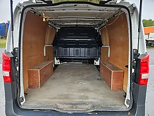 Used 2021 Mercedes-Benz Vito Progressive White - Interior and Exterior details 9