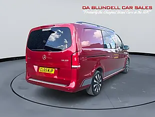Used 2021 Mercedes-Benz Vito Sport Crew Van Double Cab Red - Interior and Exterior details 12