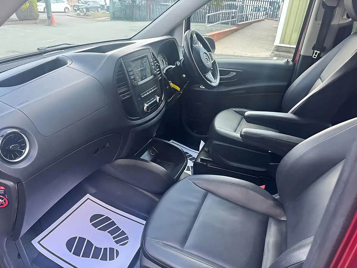 Used 2021 Mercedes-Benz Vito Sport Crew Van Double Cab Red - Interior and Exterior details 16