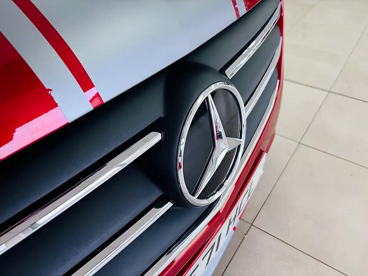 Used 2021 Mercedes-Benz Vito Sport Tourer Red - Interior and Exterior details 13