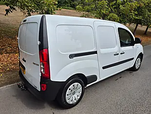 Used 2021 Mercedes Citan Pure Arctic White - Interior and Exterior details 3