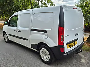 Used 2021 Mercedes Citan Pure Arctic White - Interior and Exterior details 4