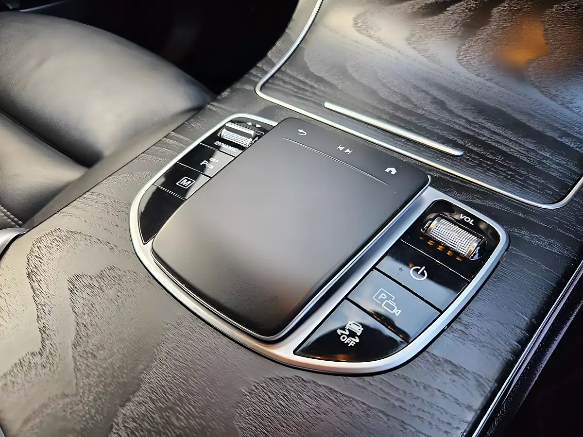 Used 2021 Mercedes GLC300 AMG Line Premium De Grey - Interior and Exterior details 11