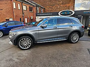 Used 2021 Mercedes GLC300 AMG Line Premium De Grey - Interior and Exterior details 13