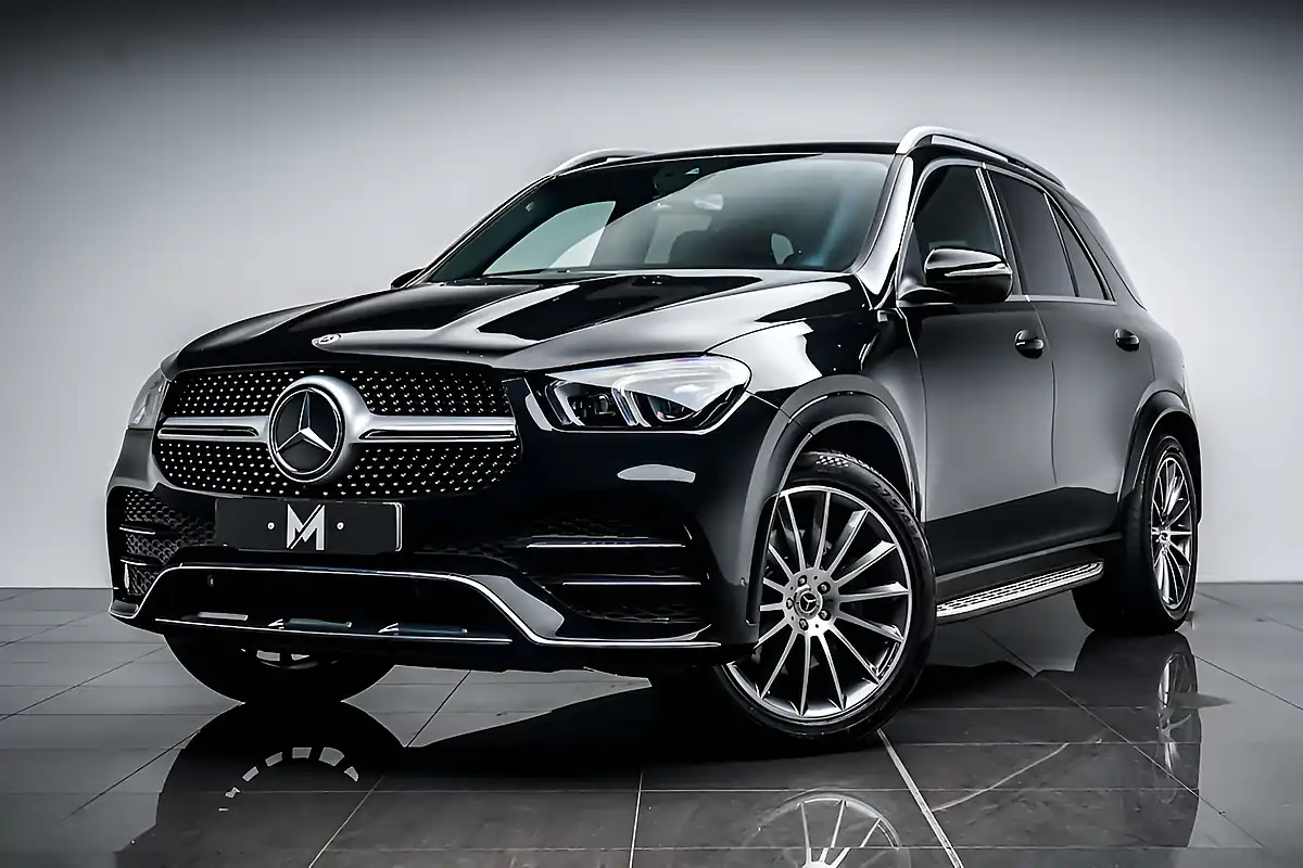 Used 2021 Mercedes Gle AMG Line (premium) Obsidian Black - Interior and Exterior details 5
