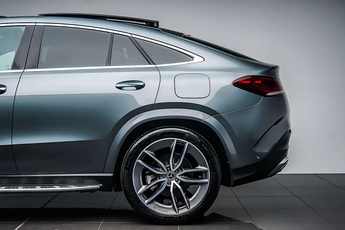 Used 2021 Mercedes Gle AMG Line (premium Plus) Selenite Grey - Interior and Exterior details 13