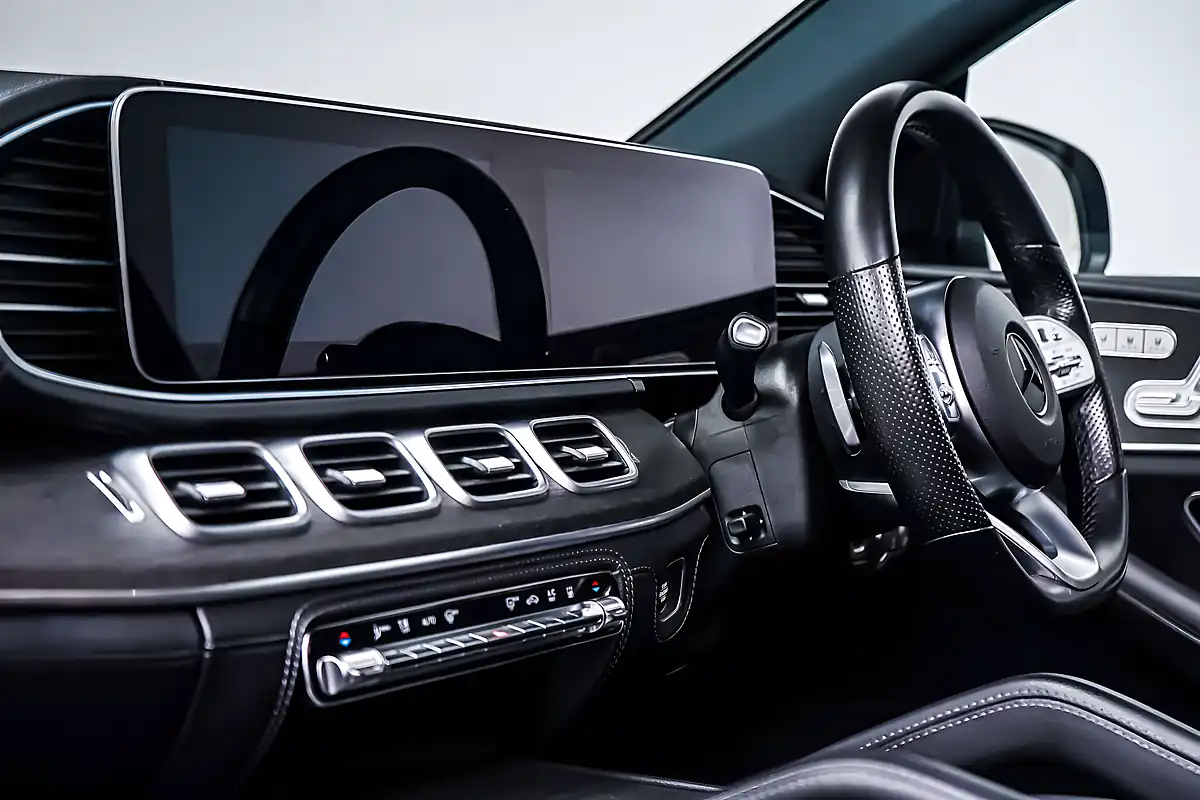 Used 2021 Mercedes Gle AMG Line (premium Plus) Selenite Grey - Interior and Exterior details 18