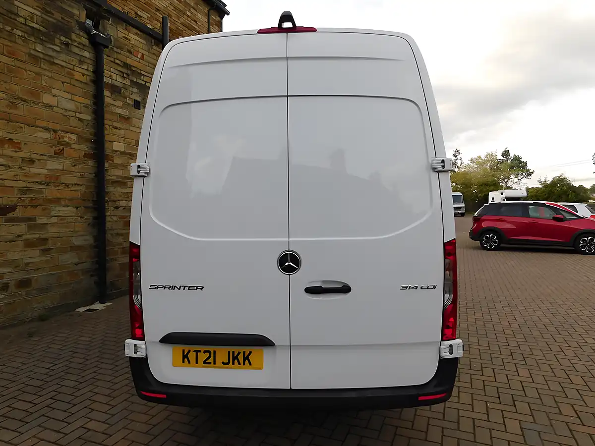 Used 2021 Mercedes Sprinter Progressive White - Interior and Exterior details 4