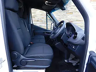 Used 2021 Mercedes Sprinter Progressive White - Interior and Exterior details 8