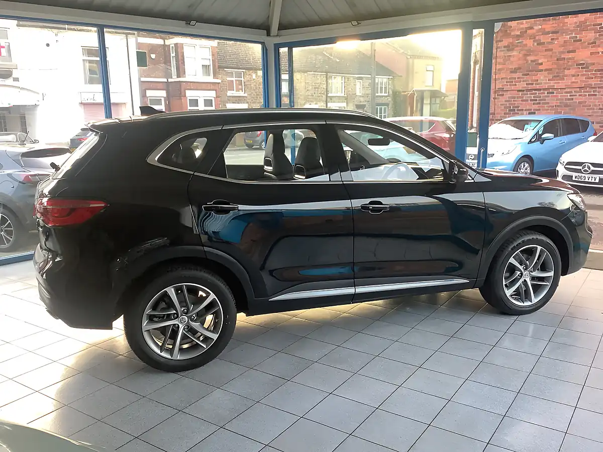 Used 2021 MG HS Exclusive Black - Interior and Exterior details 2
