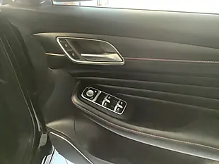 Used 2021 MG HS Exclusive Black - Interior and Exterior details 9