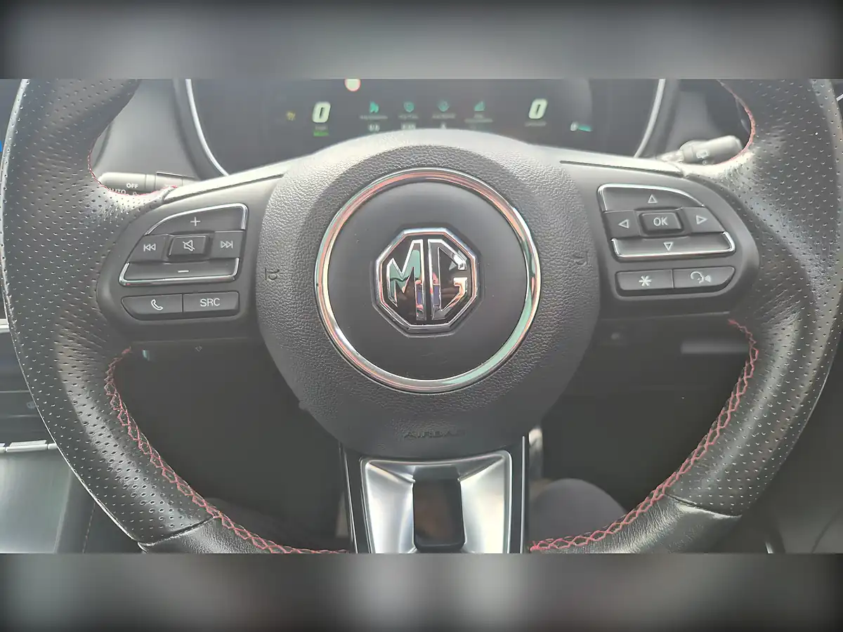 Used 2021 MG Hs Exclusive Blue - Interior and Exterior details 17