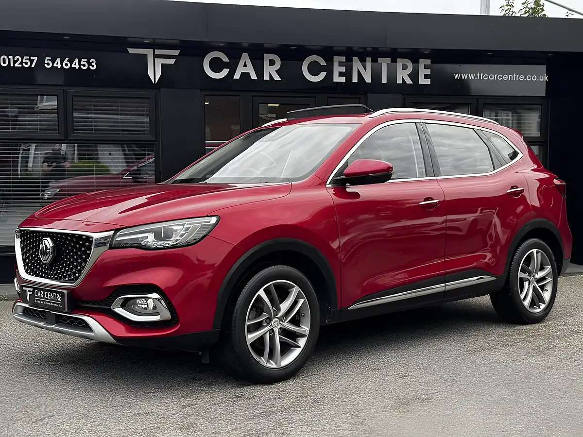 Used 2021 MG MG Hs Exclusive Red - Front View