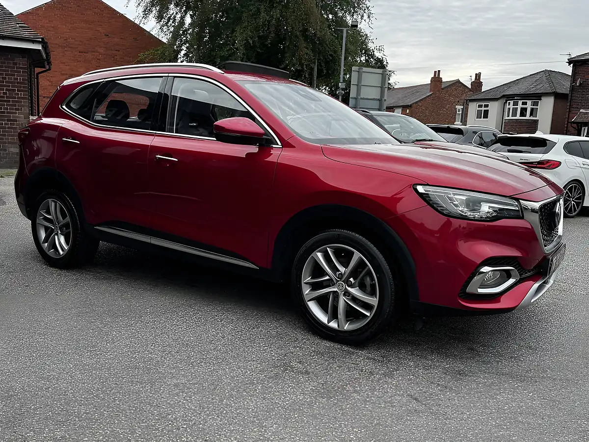 Used 2021 MG MG Hs Exclusive Red - Interior and Exterior details 10