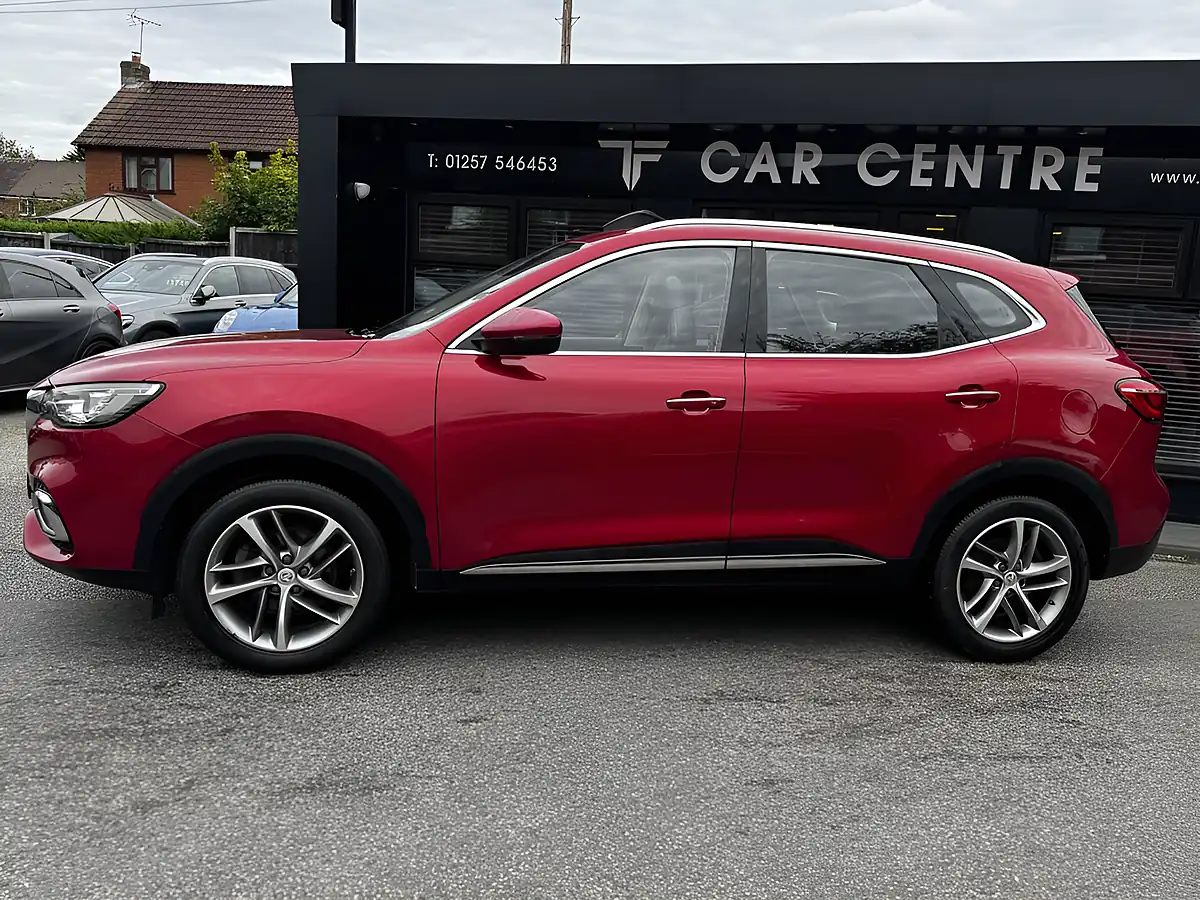 Used 2021 MG MG Hs Exclusive Red - Interior and Exterior details 4