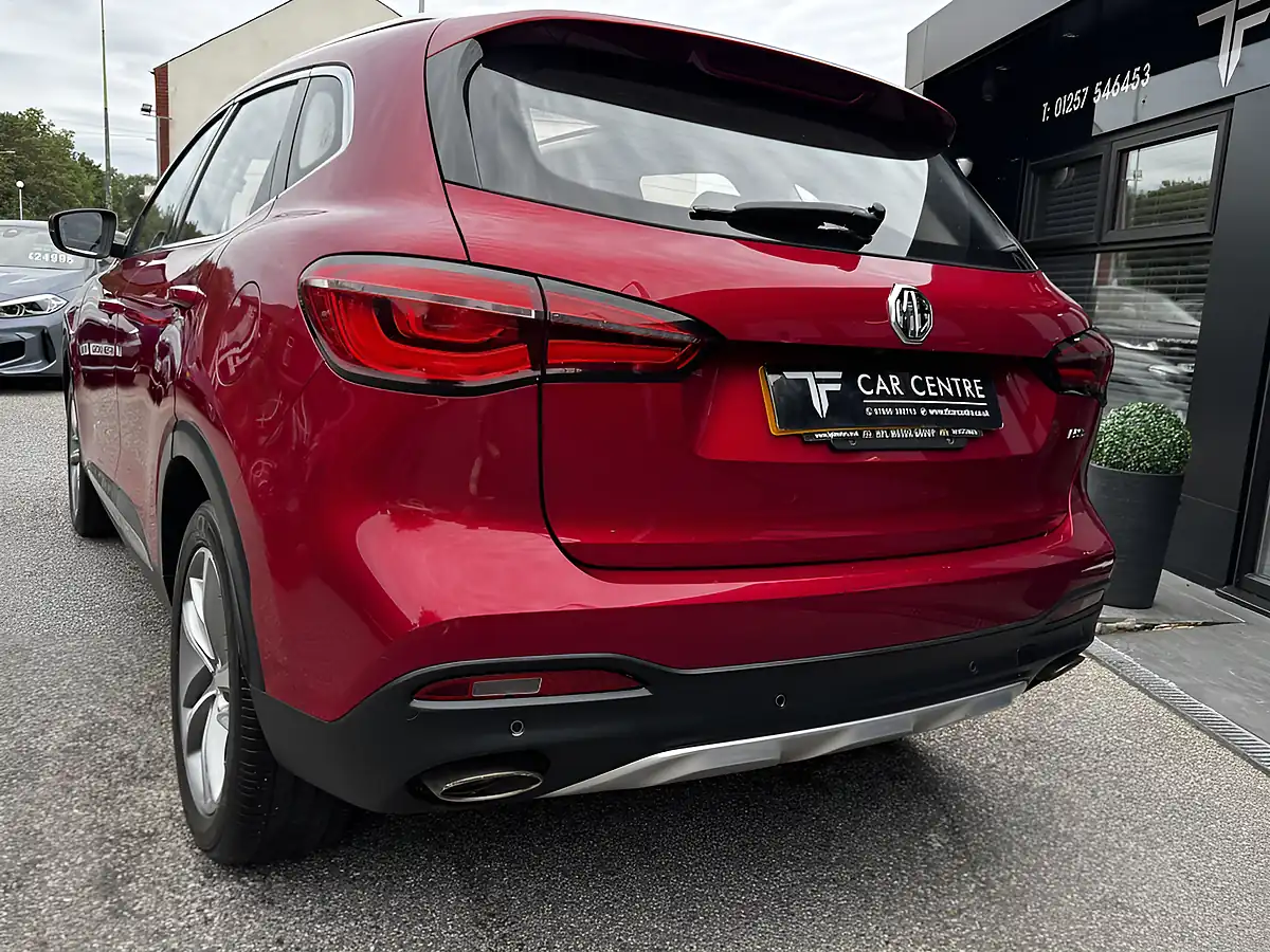 Used 2021 MG MG Hs Exclusive Red - Interior and Exterior details 7