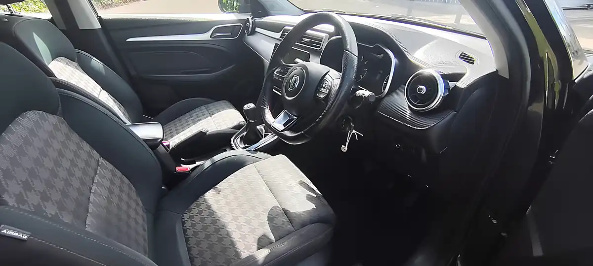 Used 2021 MG MG Zs Excite Black - Interior and Exterior details 9