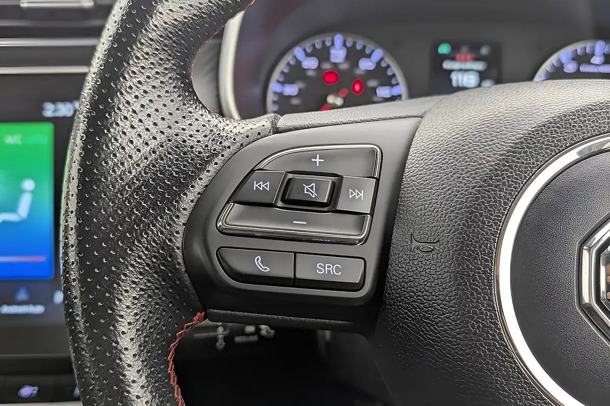 Used 2021 MG MG Zs Excite Black Pearl - Interior and Exterior details 14