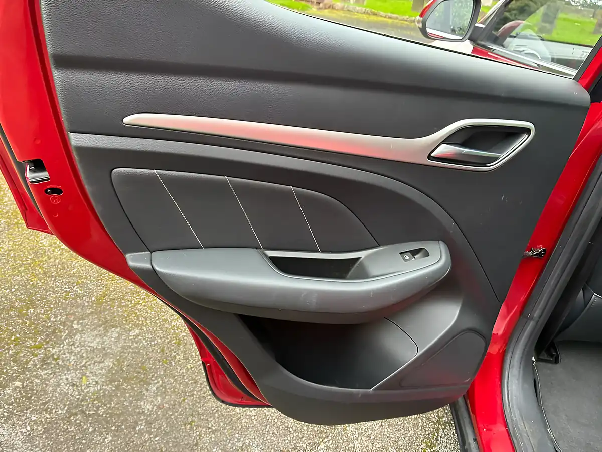 Used 2021 MG MG Zs Exclusive Red - Interior and Exterior details 10