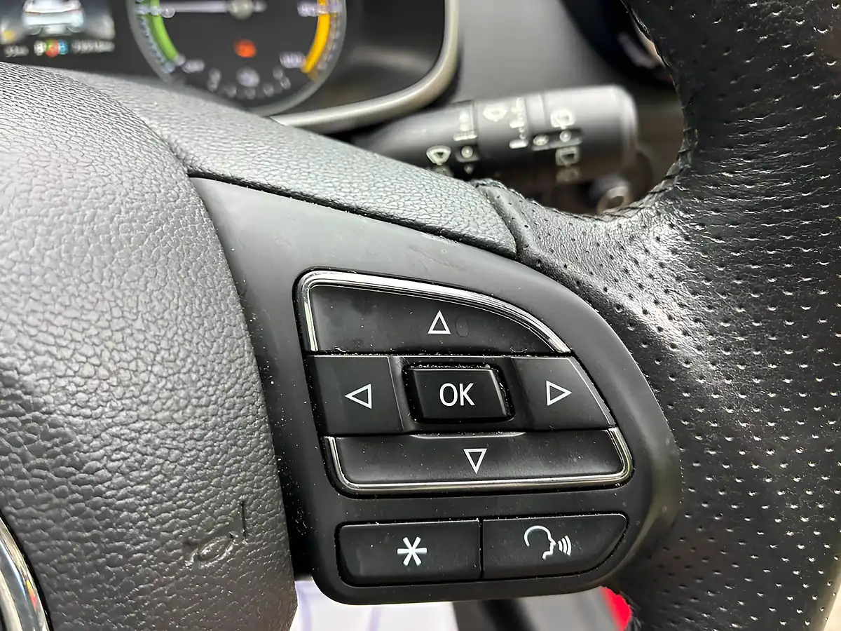 Used 2021 MG MG Zs Exclusive Red - Interior and Exterior details 13