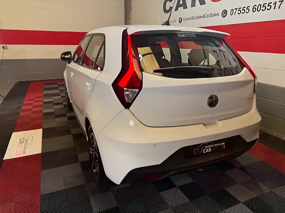 Used 2021 MG MG3 Excite White - Interior and Exterior details 10