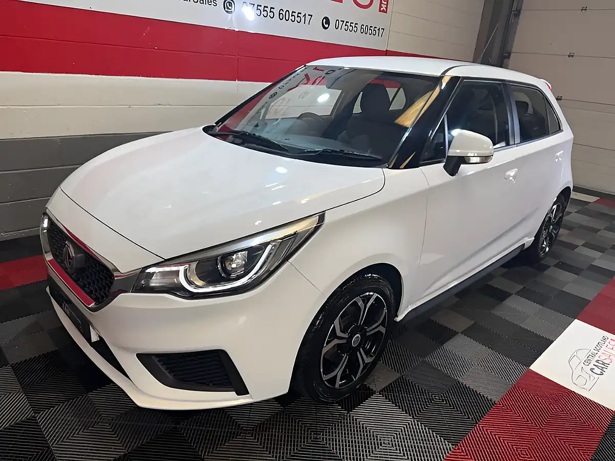 Used 2021 MG MG3 Excite White - Interior and Exterior details 8