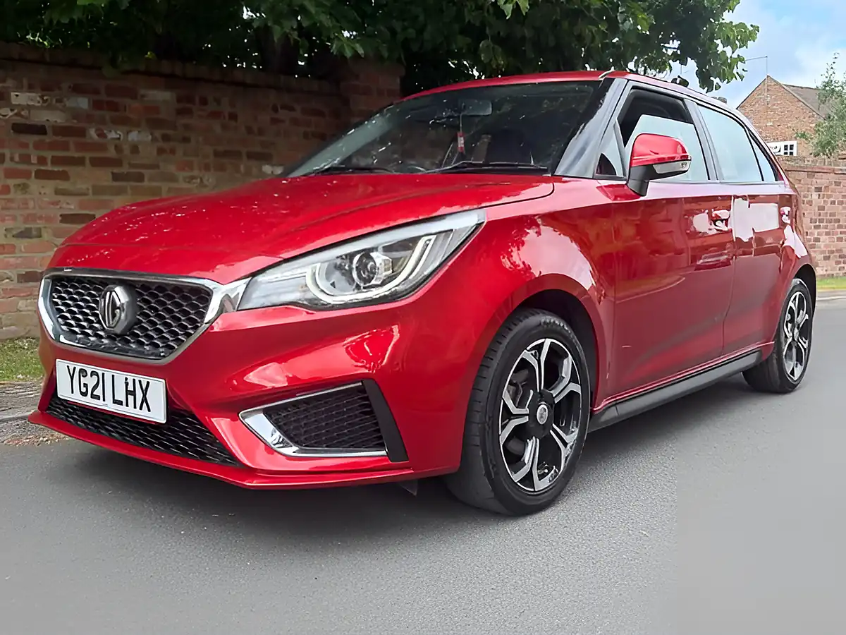 Used 2021 MG MG3 Exclusive Nav Red - Front View